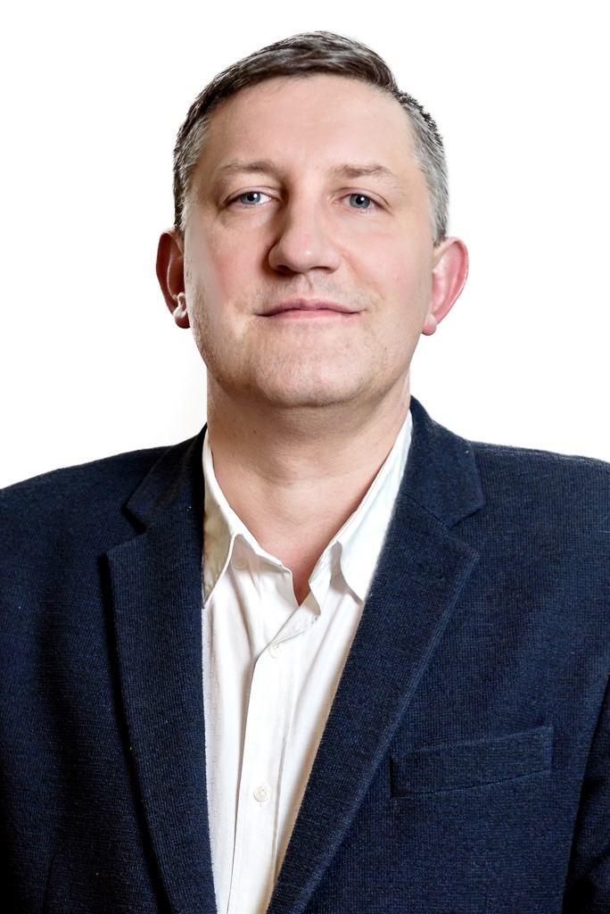 dr n. med. Paweł Szkaradek leczenie operacja zaćmy kontakt