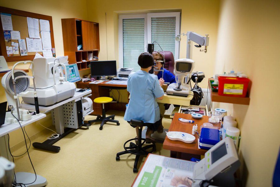 szpital salus operacja leczenie zaćmy kontakt