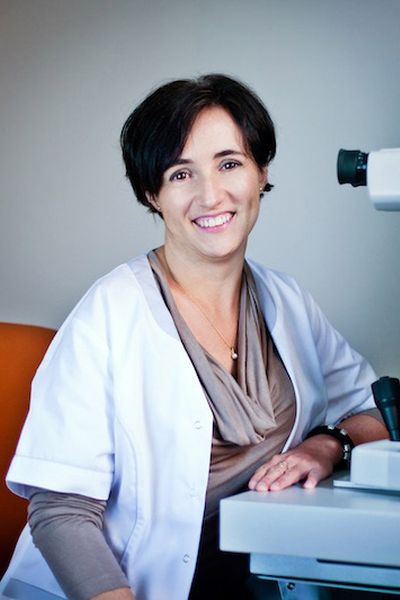 Dr n. med. Aneta Hill-Bator leczenie operacja zaćmy kontakt