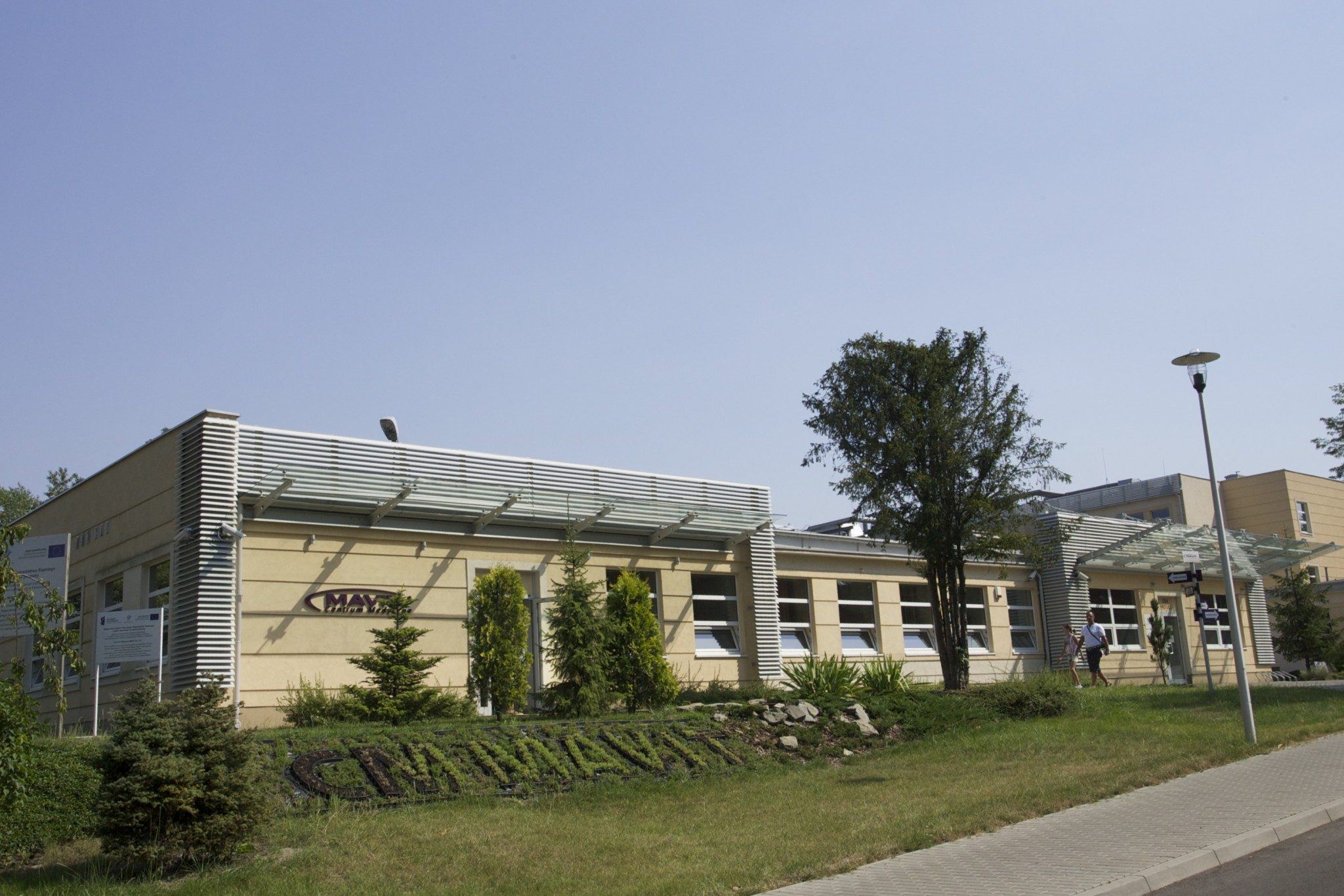 Szpital Specjalistyczny Centrum Medycznego Mavit operacja leczenie zaćmy kontakt