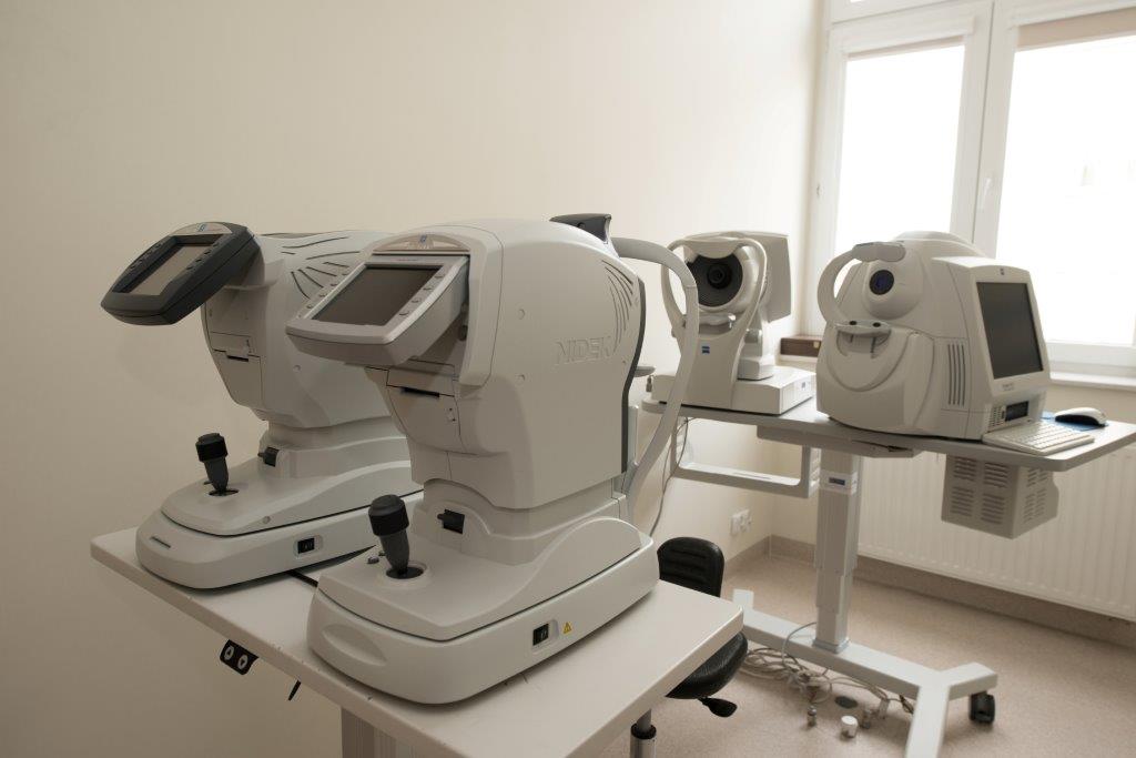 LAGUNA MEDICAL operacja leczenie zaćmy kontakt