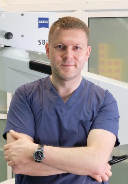 Lek.med. Łukasz Szmuksta leczenie operacja zaćmy kontakt