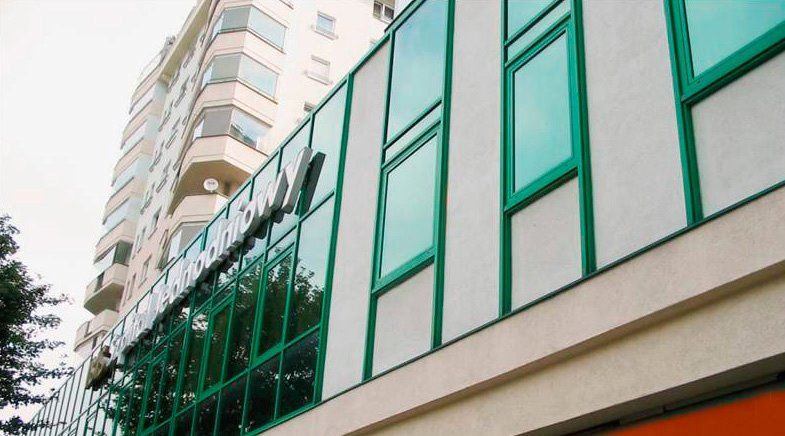 Szpital Ibis - Sensor Cliniq operacja leczenie zaćmy kontakt