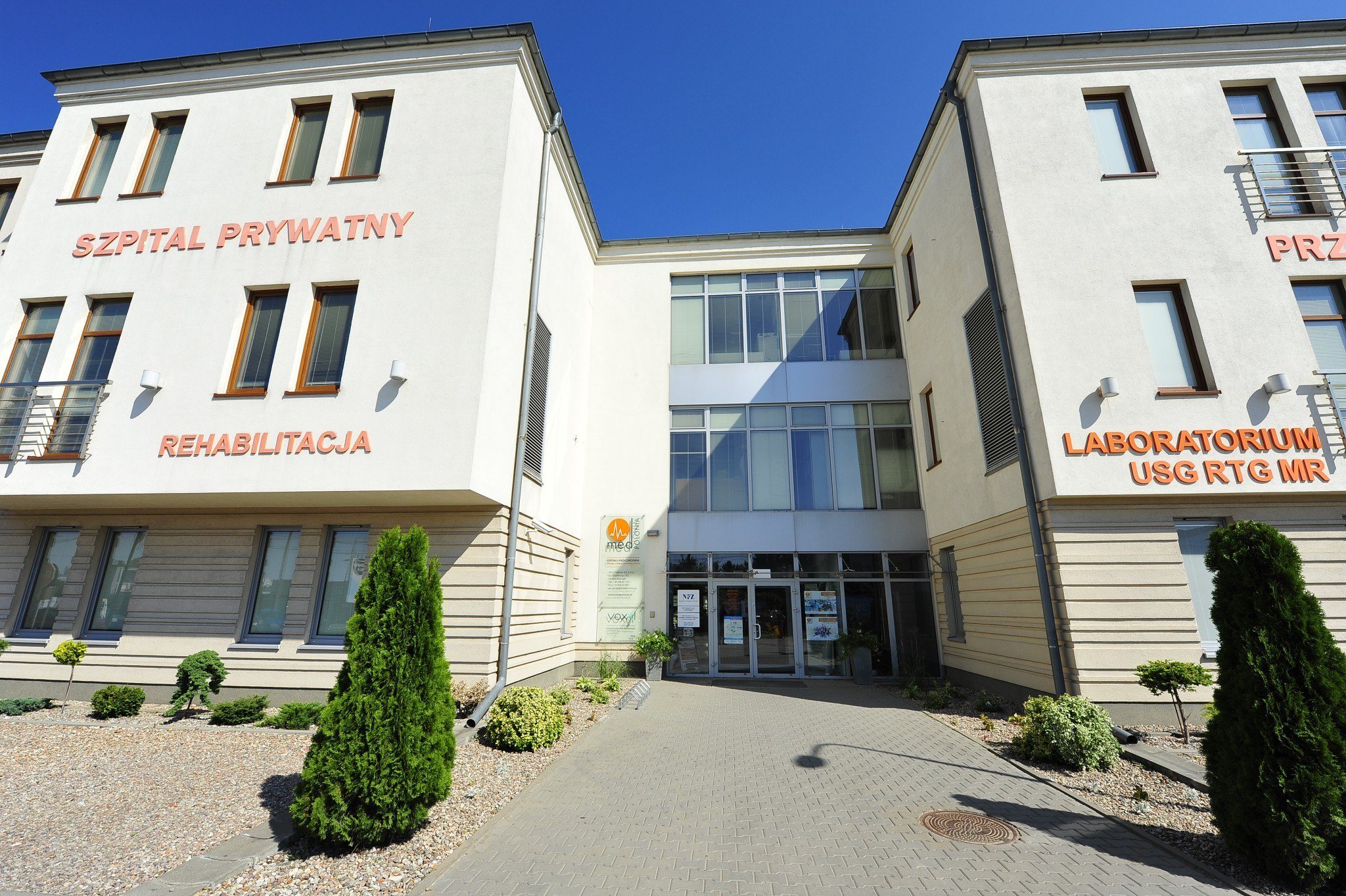 medpolonia operacja leczenie zaćmy kontakt